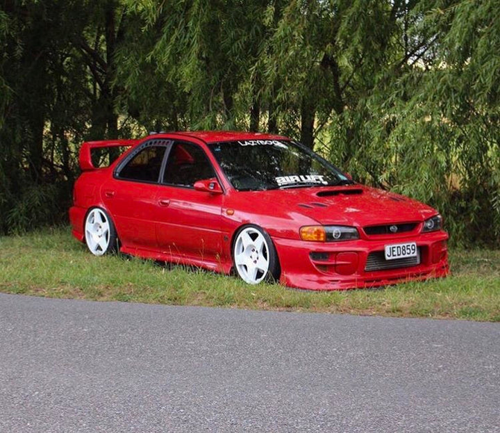 92-01 Impreza window vents