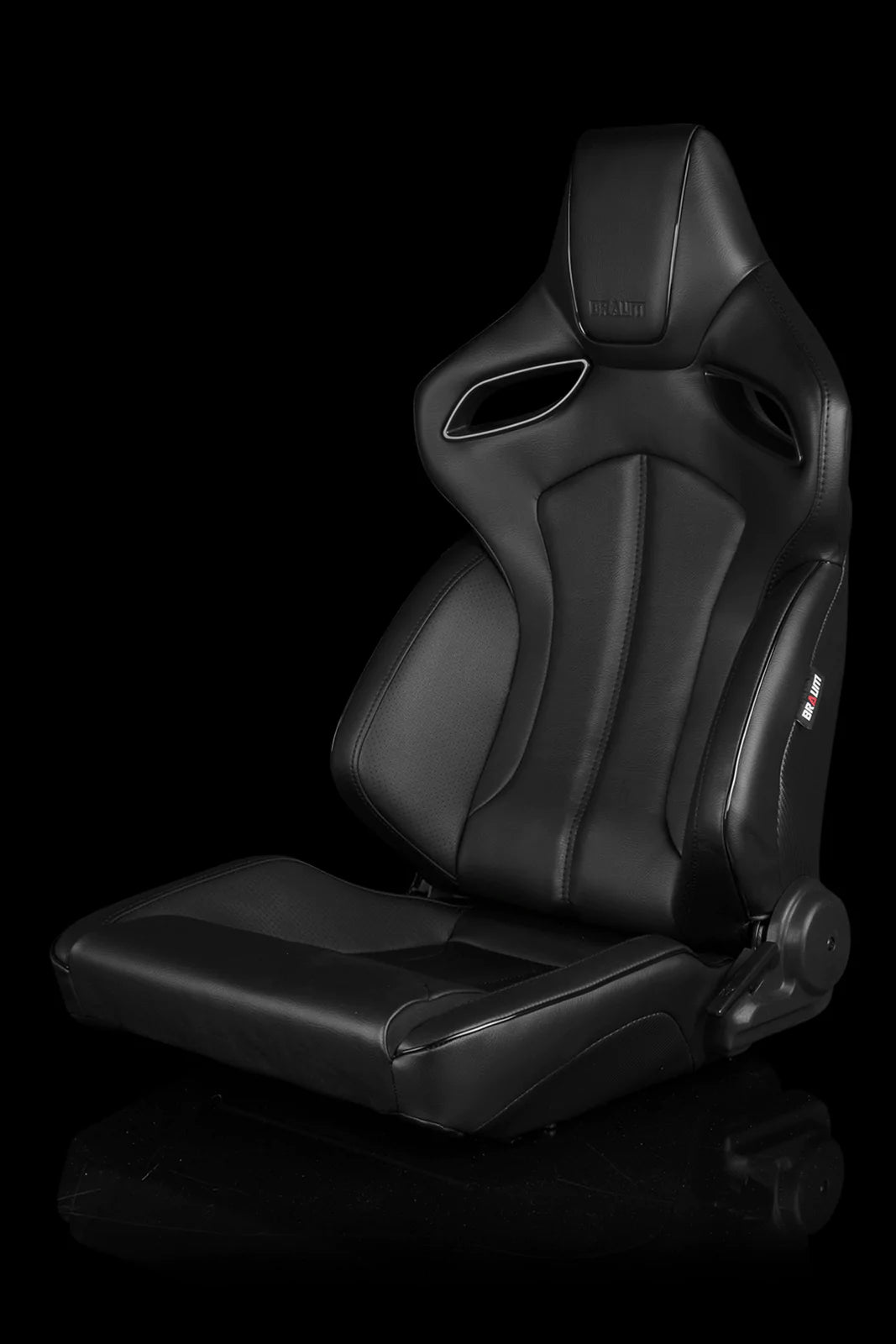 Braum Racing Seats Orue Series - Black Leatherette